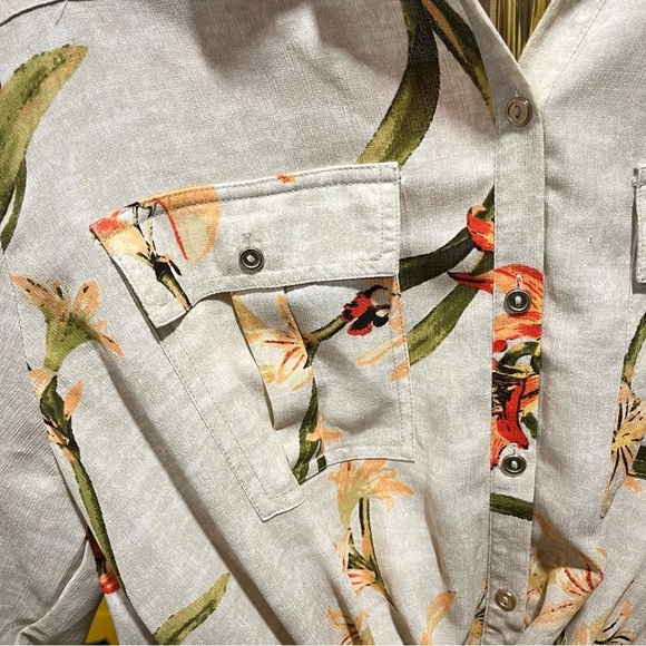 CHICO’S ~ NEW Spring Lily Utility Shirt Roll Tab Sleeves Waist Tie - Picture 7 of 10